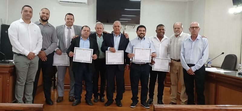 VEREADORES ELEITOS SÃO DIPLOMADOS EM CÁSSIA