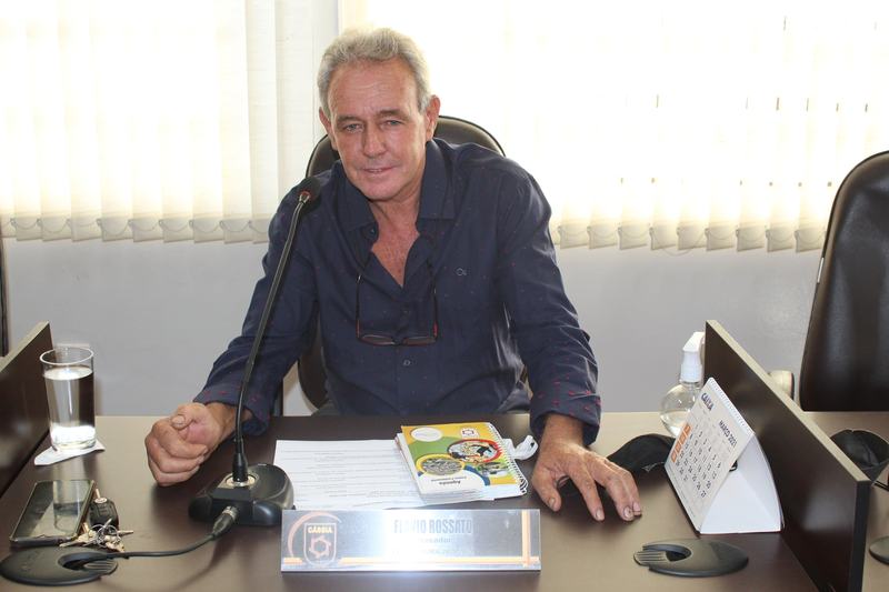 VEREADOR SOLICITA IMPLANTAÇÃO DE CURSO DE ENFERMAGEM