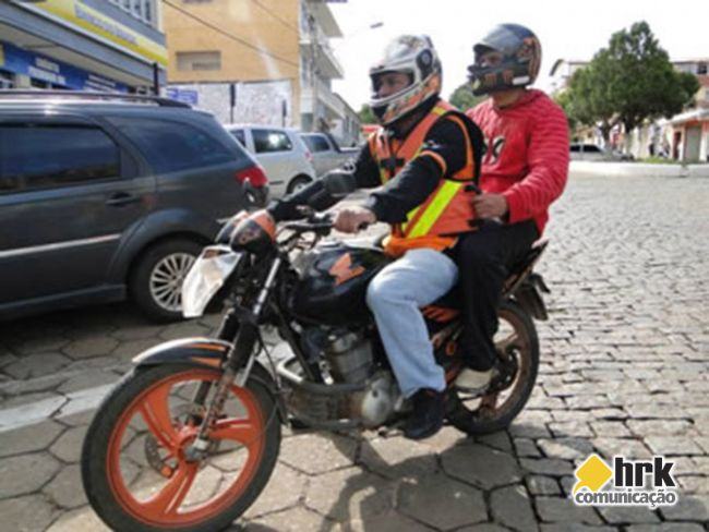 VEREADORES SOLICITAM PROJETO BÁSICO PARA SOLUÇÃO DA LICITAÇÃO DOS MOTO TAXISTAS