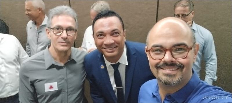 Presidente da Câmara de Cássia busca melhorias para o município em agenda na capital mineira
