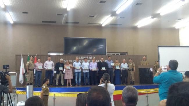 Vereador recebe homenagem do 12º Batalhão de Policia Militar
