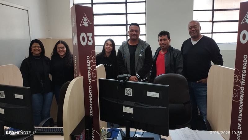 Equipe da futura UAI de Itaú de Minas visita unidade de Cássia