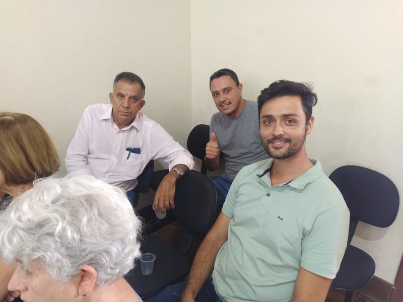 VERADOR PRIMINHO PARTICIPA DE REUNIÃO SOBRE CONCESSÃO DAS BALSAS EM DELFINÓPOLIS