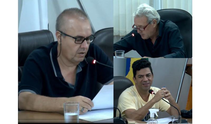 VEREADORES SOLICITAM COLOCAÇÃO DE PLACAS INDICATIVAS DE DIREÇÃO NA AV. DR. TITO E RESTAURAÇÃO DO PARQUINHO NA PRAÇA JK