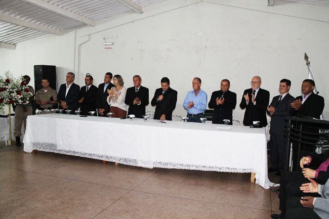 CÂMARA REALIZA EVENTO PARA ENTREGA DO TÍTULO DE CIDADÃO CASSIENSE