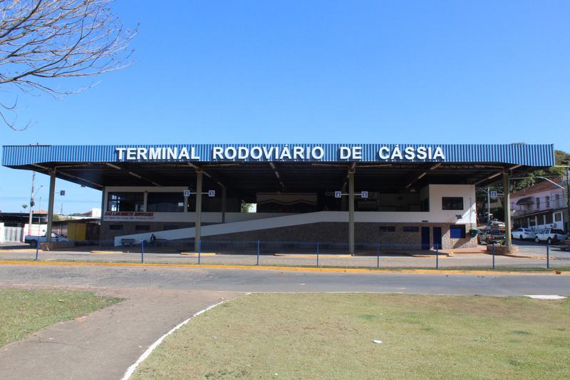 VEREADORA CIDA PEDE PROVIDÊNCIAS QUANTO AO ATENDIMENTO NO GUICHÊ DA EMPRESA GARDÊNIA NO TERMINAL RODOVIÁRIO