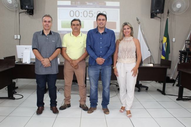 CÂMARA DE CÁSSIA ELEGE NOVA MESA DIRETORA