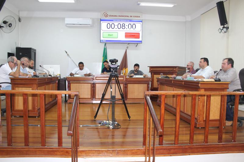 CÂMARA APROVA TRÊS PROJETOS DE LEI DE AUTORIA DO EXECUTIVO MUNICIPAL