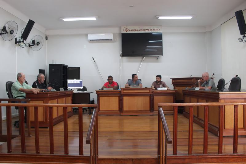 CÂMARA APROVA REAJUSTE NO SALÁRIO DE SERVIDORES MUNICIPAIS