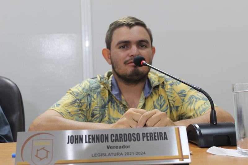 VEREADOR JOHN LENNON SOLICITA LIMPEZA DA ESTRADA DO CONDOMÍNIO PRAIA DO LAGEADO