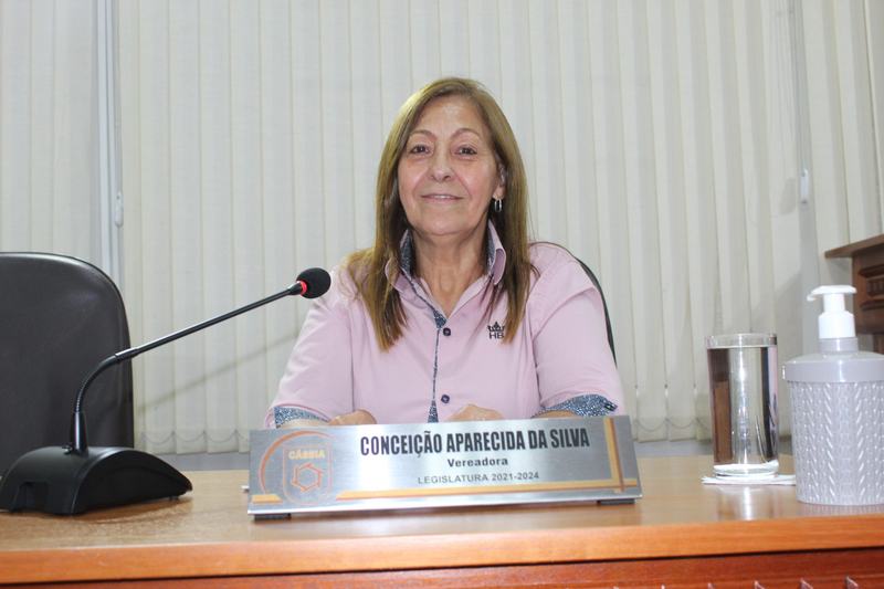 VEREADORA CIDA SOLICITA CONSTRUÇÃO DE ALBERGUE