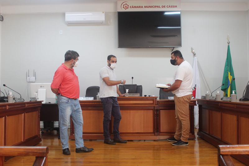 Vereadores de Ibiraci visitam Câmara Municipal de Cássia