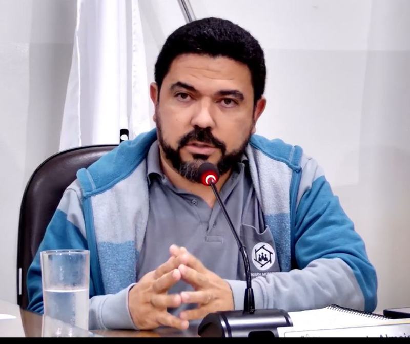 VEREADOR PEDE ESCLARECIMENTOS SOBRE CONTRATAÇÃO DO GRUPO COUNTRYBEAT APÓS CANCELAMENTO DA EXPOSIÇÃO AGROPECUÁRIA DE CÁSSIA