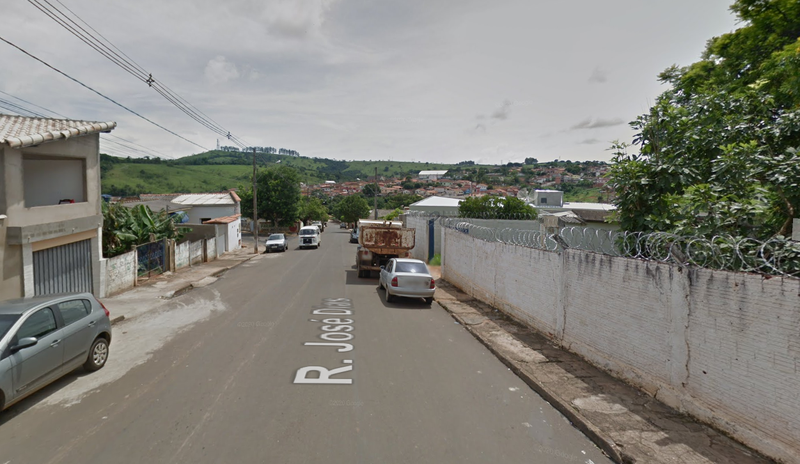 VEREADOR SOLICITA CONSTRUÇÃO DE REDUTORES DE VELOCIDADE EM VIAS PÚBLICAS