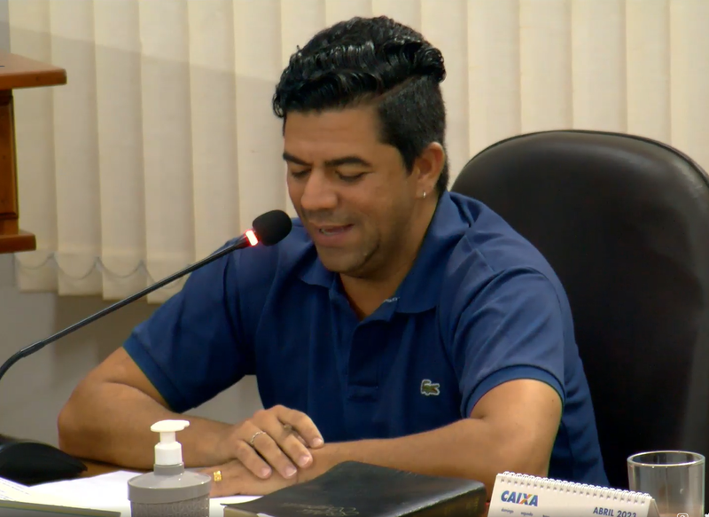 VEREADOR ROBINHO INDICA VIGILANTES PARA O CEMITÉRIO MUNICIPAL