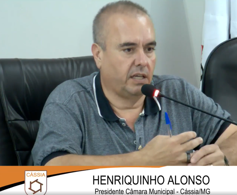 VEREADOR HENRIQUINHO ALONSO SOLICITA SINALIZAÇÃO DE TRÂNSITO E PLACAS COM NOME DE RUAS