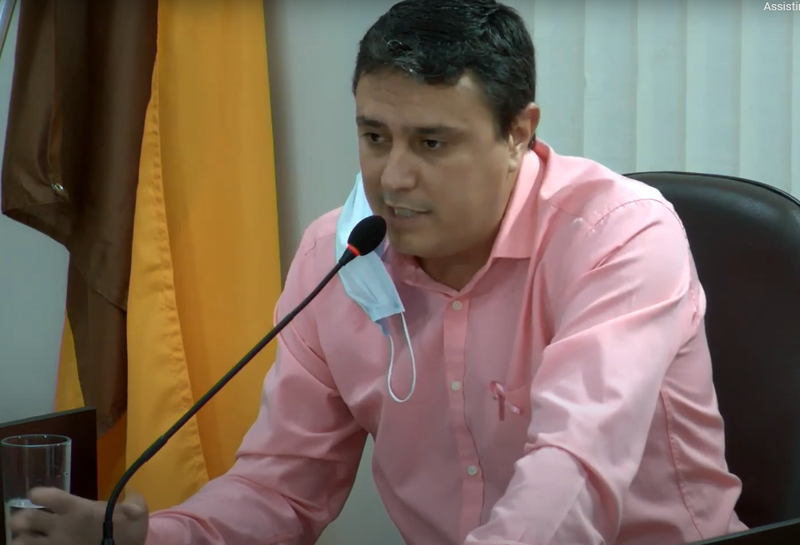 Vereador Priminho solicita ao executivo que envie prestação de contas de secretarias