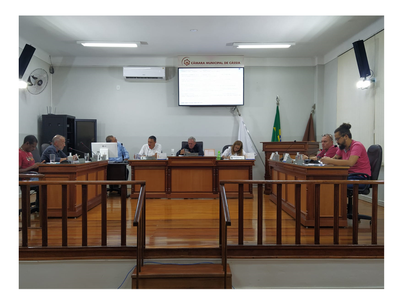 CÂMARA APROVA PROJETO DE RESOLUÇÃO QUE DISPÕE SOBRE A CRIAÇÃO DA FUNÇÃO GRATIFICADA DE COORDENADOR DA UNIDADE DE ATENDIMENTO INTEGRADO DA CÂMARA MUNICIPAL DE CÁSSIA-MG.