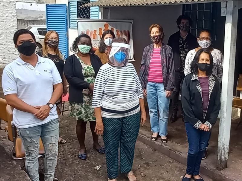 VEREADOR ROBINHO PARTICIPA DE REUNIÃO COM REPRESENTANTES DO ARTESANATO CASSIENSE