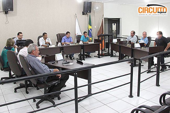 CÂMARA APROVA E CIDADE TERÁ ORÇAMENTO DE R$ 41 MILHÕES PARA 2016