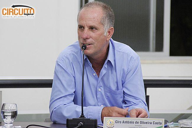 VEREADOR CIRO PEDE MANUTENÇÃO DA BARRACA DE SANTO ANTÔNIO