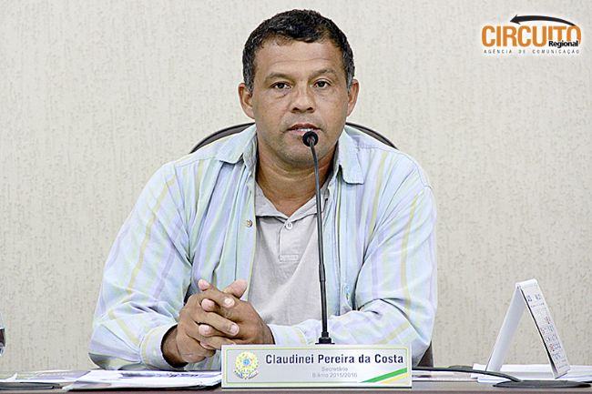 VEREADOR CLAUDINEI SOLICITA REABERTURA DE VIA PÚBLICA NO COMPLEXO SANTA MARIA