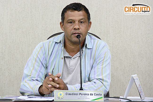 VEREADOR CLAUDINEI SOLICITA RETOMADA DE CONSTRUÇÃO DE CALÇADAS NA AVENIDA AMAZONAS