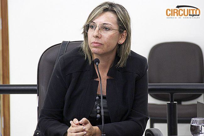 VEREADORA ELAINE VOLTA A DESTACAR A IMPORTÂNCIA DA ECONÔMIA DE ÁGUA