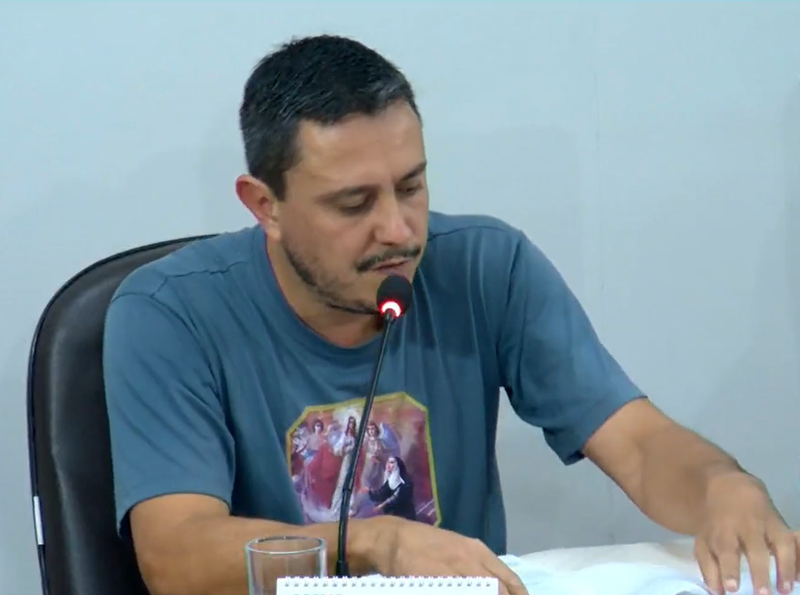 VEREADOR PRIMINHO INDICA PROJETO DE LEI QUE “AUTORIZA O PODER EXECUTIVO A CONCEDER PARCELAS DE COMPLEMENTAÇÃO DOS VENCIMENTOS DOS ENFERMEIROS E TÉCNICOS DE ENFERMAGEM