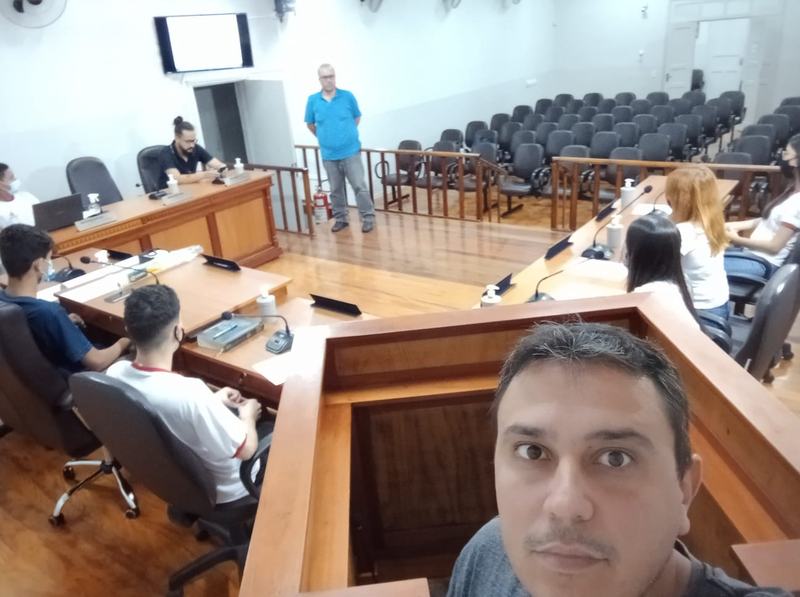 CÂMARA DE CÁSSIA REALIZA SEGUNDA OFICINA DO PARLAMENTO JOVEM