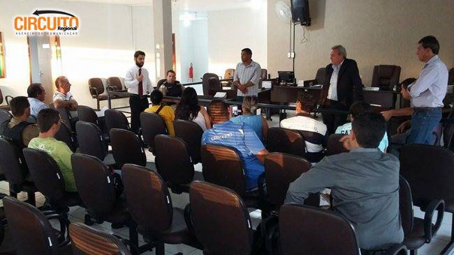 DELEGADO COMPARECE A CÂMARA E ESCLARECE POLÊMICA SOBRE OS CICLOMOTORES
