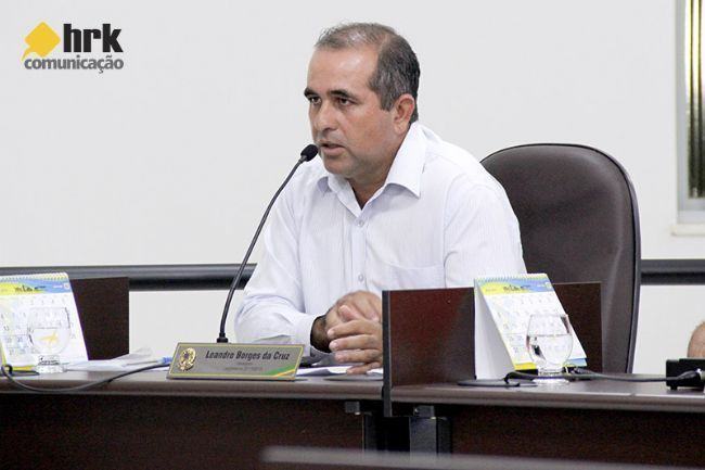 VEREADOR LEANDRO QUER INCENTIVAR A ADOÇÃO DAS PRAÇAS