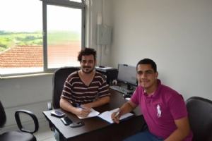 OS TRABALHOS NA CÂMARA INICIARAM-SE COM O ATENDIMENTO AO PÚBLICO CASSIENSE ANTES MESMO DA 1ª REUNIÃO ORDINÁRIA DA CÂMARA.
