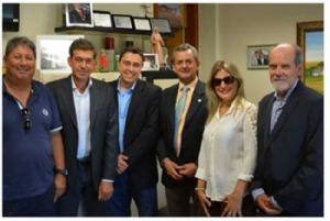VEREADORES VÃO A BELO HORIZONTE EM BUSCA DE RECURSOS PARA CÁSSIA E SÃO MUITO BEM RECEBIDOS PELO DEPUTADO ANTÔNIO CARLOS ARANTES, EM SEU GABINETE.