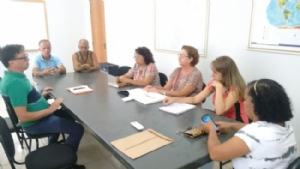 REUNIÃO ENTRE PREFEITO E ASSOCIAÇÕES DE ARTESÃOS DE CÁSSIA CONTA COM REPRESENTAÇÃO DA CÂMARA MUNICIPAL