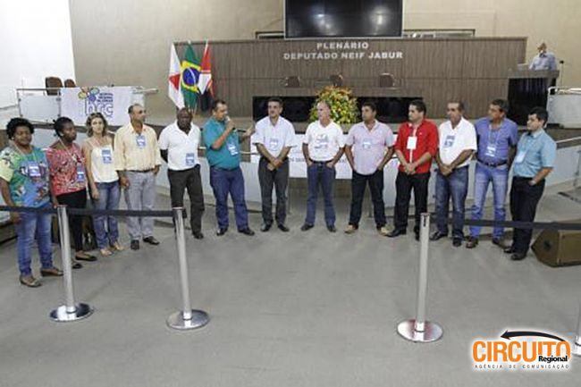VEREADORES PARTICIPAM DE ENCONTRO NO HOSPITAL DO CÂNCER